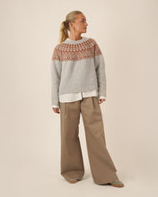Load image into Gallery viewer, Model wears loose fit Bermuda pants with wide legs