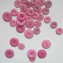 Load image into Gallery viewer, Scatter of 2-hole corozo buttons in two different sizes