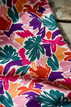 Load image into Gallery viewer, Viscose fabric with abstract floral print