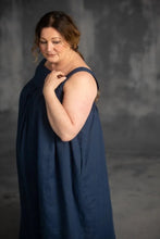 Load image into Gallery viewer, Model wears sleeveless dress