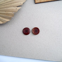 Load image into Gallery viewer, Front and back of smooth round Corozo buttons