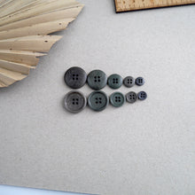 Load image into Gallery viewer, Five different size Corozo buttons lined up