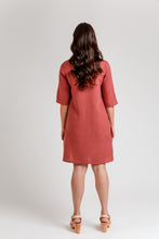 Load image into Gallery viewer, Back view of Darling Ranges elbow-length, knee-length dress