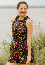 Load image into Gallery viewer, Lady wears Luz jumpsuit in patterned fabric