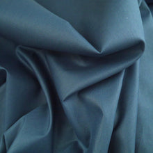 Load image into Gallery viewer, Close up of scrunched Organic Cotton Poplin fabric shows structure and drape