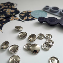 Load image into Gallery viewer, Universal Tool for Prym Cover Buttons