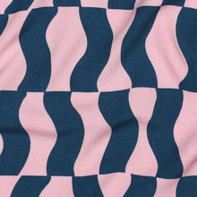 Load image into Gallery viewer, Wavy graphic print on viscose fabric in movement
