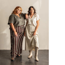 Load image into Gallery viewer, Two ladies stand wearing collared Donny Shirts
