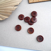 Load image into Gallery viewer, 23mm diameter Corozo buttons scattered
