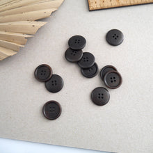 Load image into Gallery viewer, 23mm diameter Corozo buttons scattered
