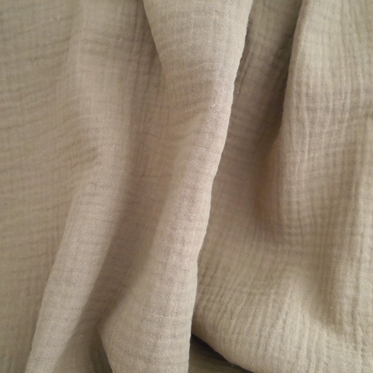 SUSTAINABLE FABRICS | Taupe Organic Cotton Double Gauze – A KIND CLOTH