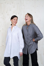 Load image into Gallery viewer, Two ladies - one wearing a white oversized shirt, the other wearing a grey oversized shirt with a standing collar.
