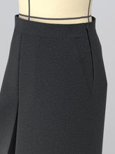 Load image into Gallery viewer, Close up detail of Culottes waist shows a side pocket and side zipper fastening
